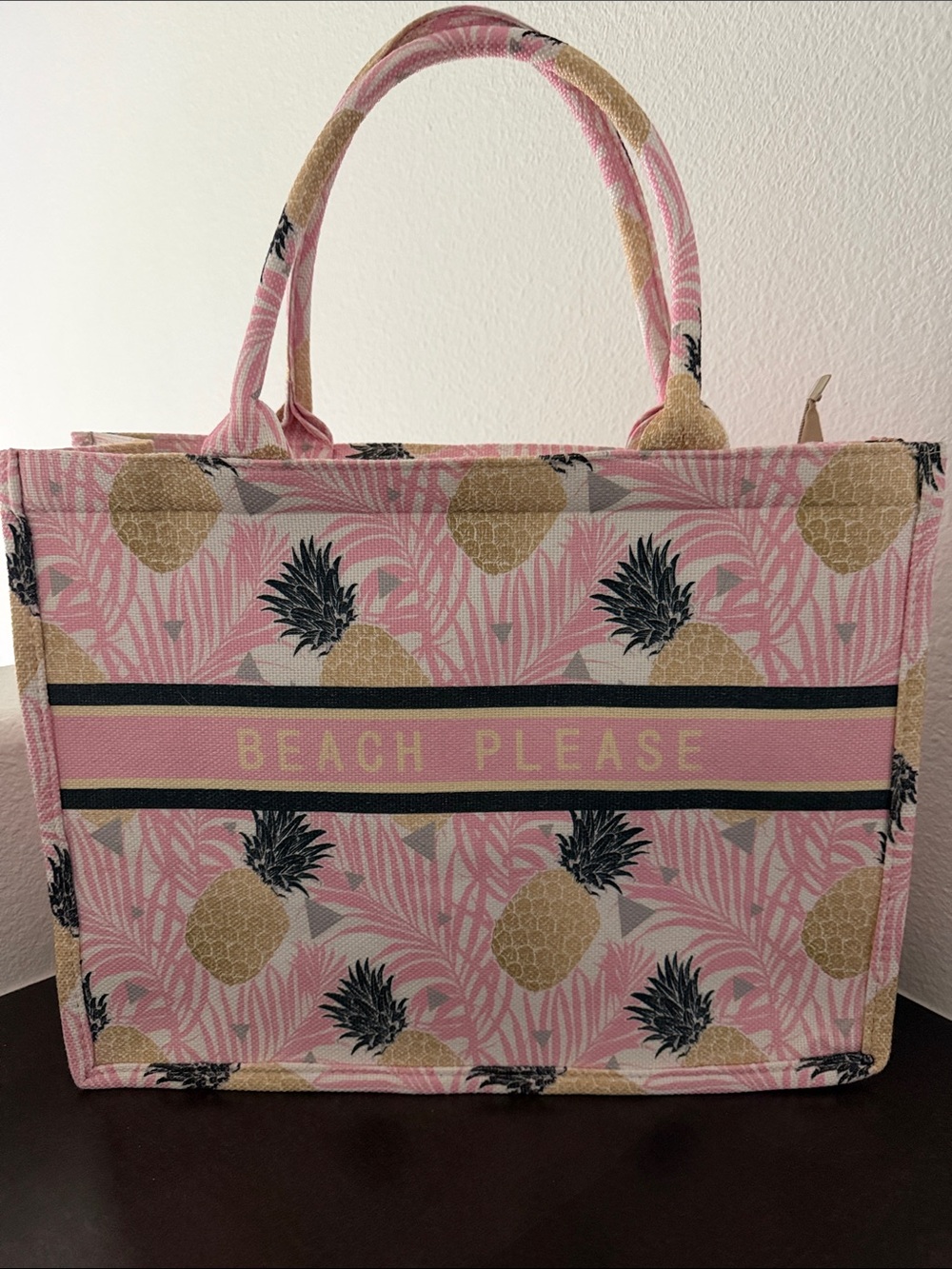 NWOT Pink & Pineapple Weekend / Beach Bag with Floral Design.